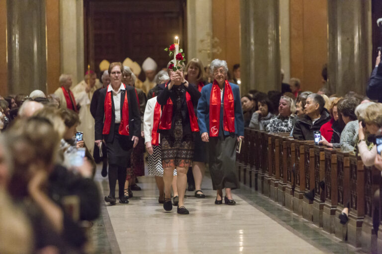Video clips of Bicentennial Closing Mass