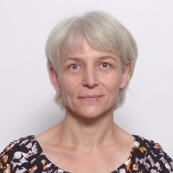 Anna Csokasi