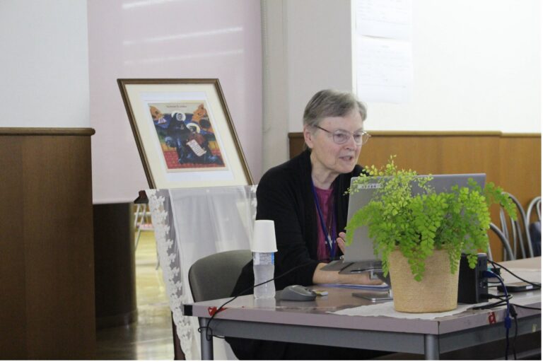 A Marathon of the Heart: Sister Osiek presents in Japan
